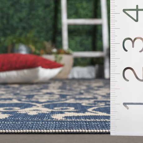 Safavieh Courtyard 4'-0" x 5'-7" Rug in Blue / Natural