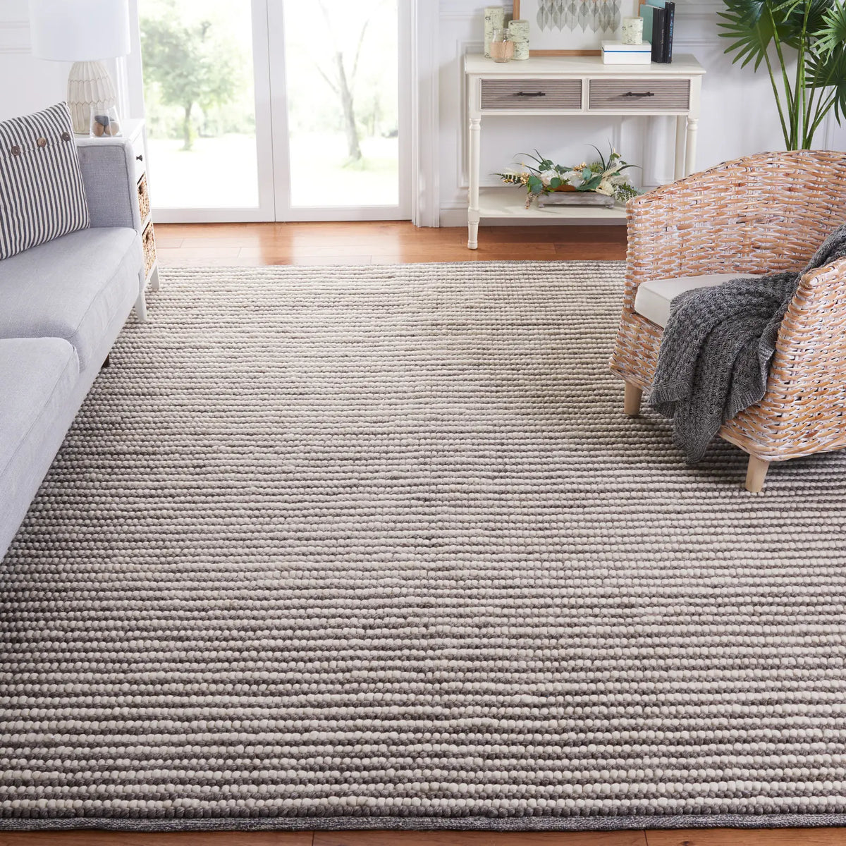 Safavieh Martha Stewart 8'-0" x 10'-0" Rug in Ivory / Dark Brown