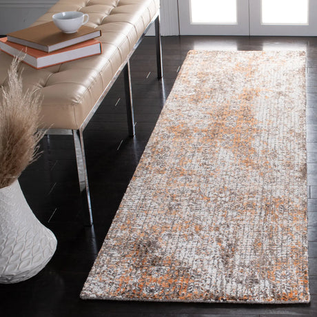 Safavieh Restoration Vintage 2'-3" x 8'-0" Rug in Rust / Orange