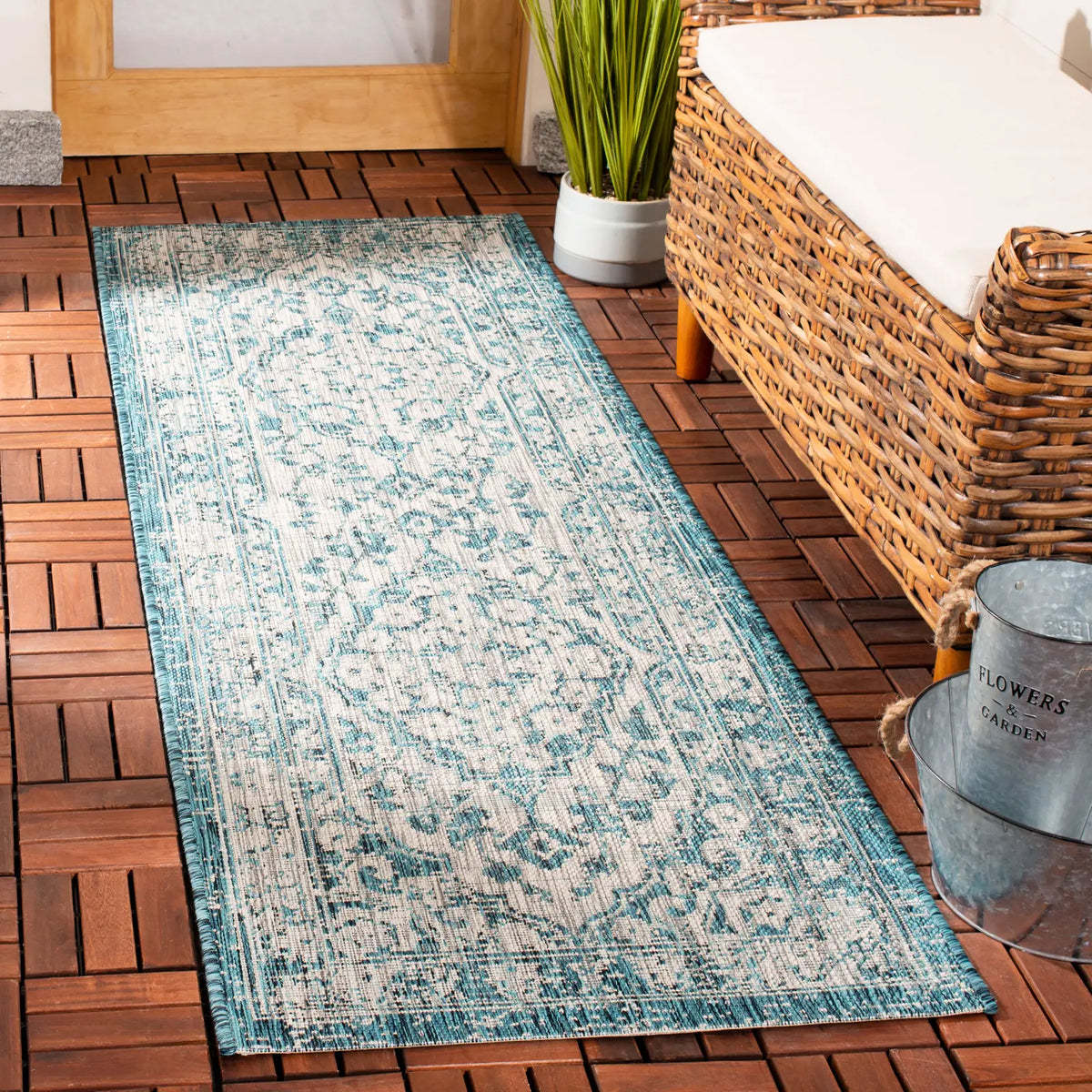 Safavieh Courtyard 2'-3" x 11'-0" Rug in Grey / Blue
