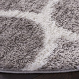 Safavieh Tahoe Shag 6'-7" x 6'-7" Rug in Grey / White