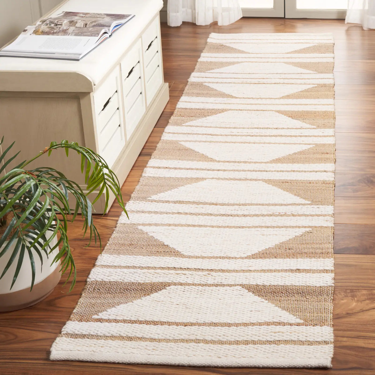 Safavieh Natural Fiber 2'-3" x 9'-0" Rug in Natural / Ivory