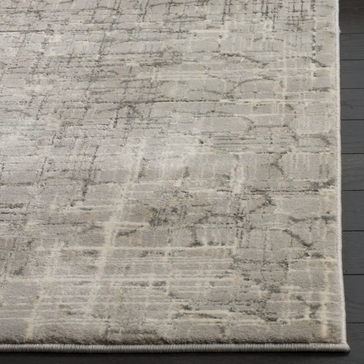 Safavieh Meadow 100 4'-0" x 6'-0" Rug in Grey