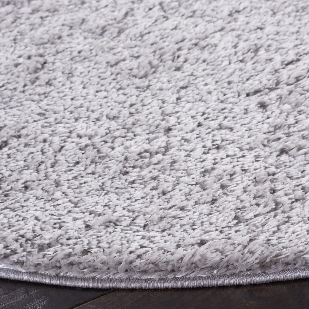 Safavieh Tahoe Shag 6'-7" x 6'-7" Rug in Light Grey
