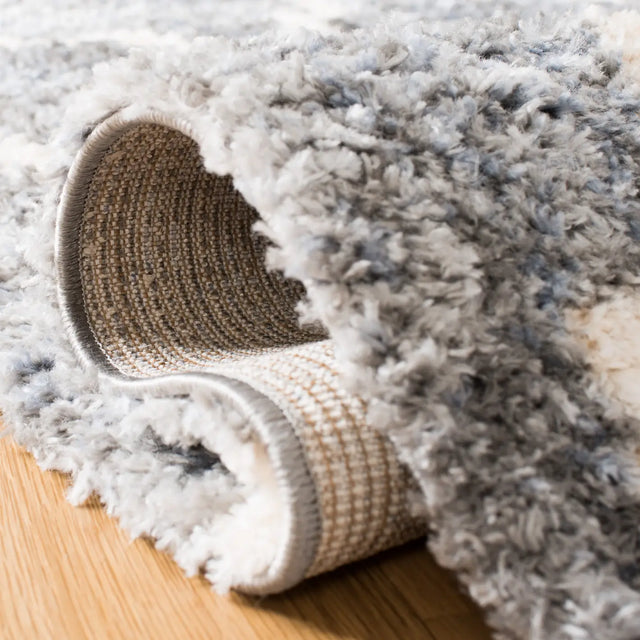 Safavieh Berber Fringe Shag 5'-3" x 7'-6" Rug in Grey / Cream