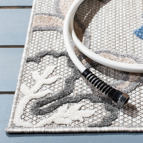 Safavieh Cabana 4'-5" x 6'-5" Rug in Grey / Blue