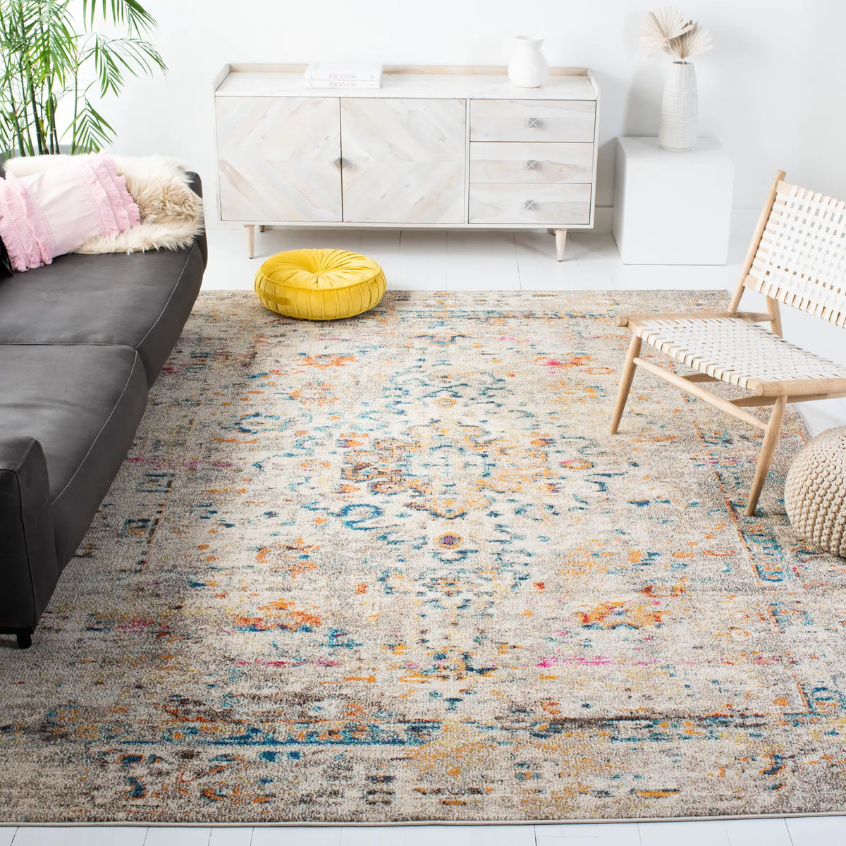 Safavieh Madison 10'-0" x 14'-0" Rug in Grey / Gold