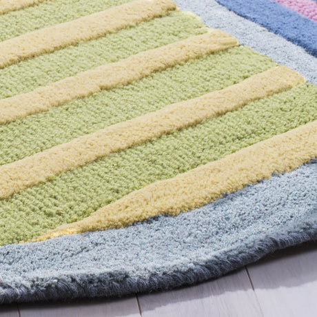 Safavieh Safavieh Kids 6'-0" x 6'-0" Rug in Blue / Multi