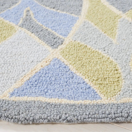 Safavieh Chelsea 5'-6" x 5'-6" Rug in Multi