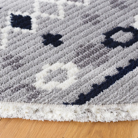 Safavieh Marrakesh 6'-7" x 6'-7" Rug in Grey / Navy