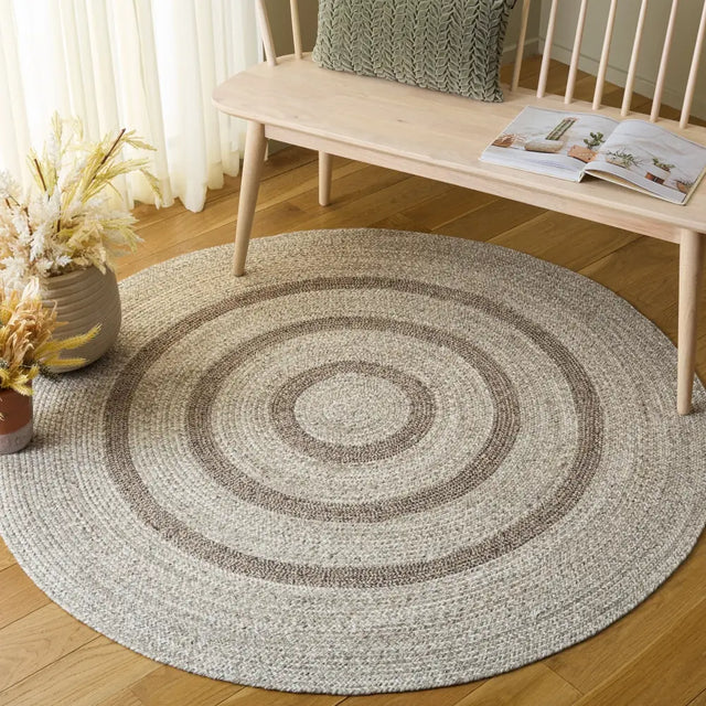 Safavieh Braided 5'-0" x 5'-0" Rug in Silver / Ivory