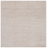 Safavieh Hanna 6'-7" x 6'-7" Rug in Beige / Ivory