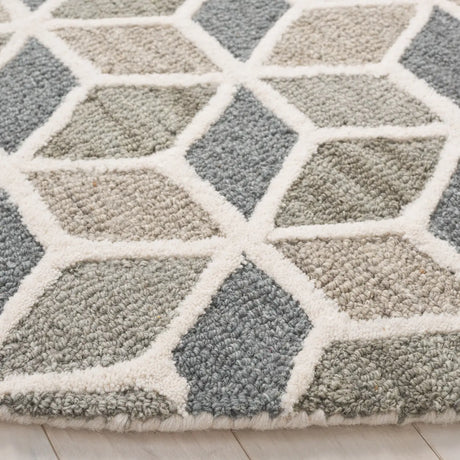 Safavieh Ebony 6'-0" x 6'-0" Rug in Ivory / Grey