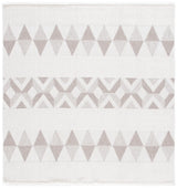 Safavieh Lotus 6'-7" x 6'-7" Rug in Ivory / Beige
