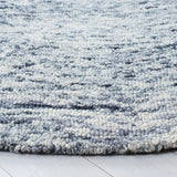 Safavieh Ikat 6'-0" x 6'-0" Rug in Silver / Grey