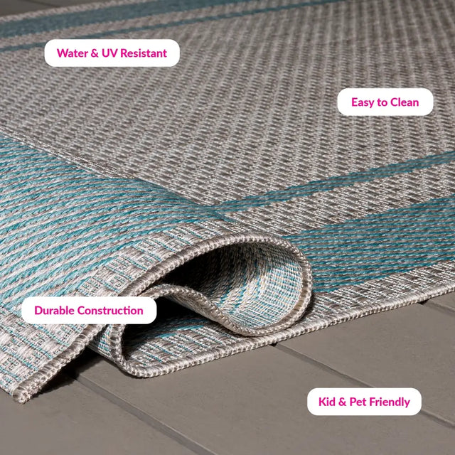 Safavieh Courtyard 5'-3" x 7'-7" Rug in Green / Aqua