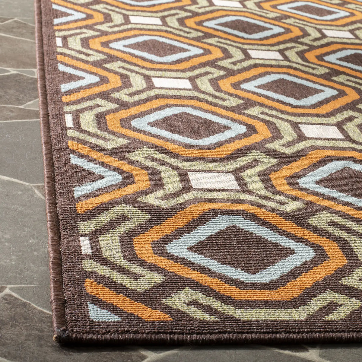 Safavieh Veranda 5'-3" x 7'-7" Rug in Chocolate / Terracotta