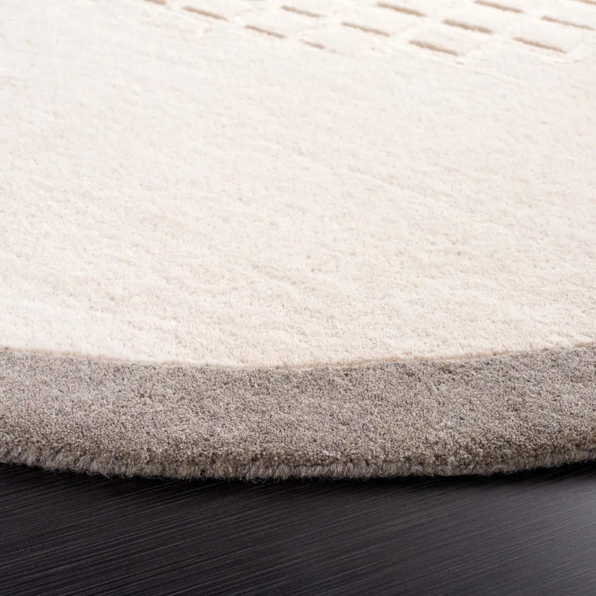 Safavieh Novelty 5'-0" x 5'-0" Rug in Grey / Ivory