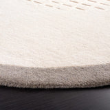 Safavieh Novelty 5'-0" x 5'-0" Rug in Grey / Ivory