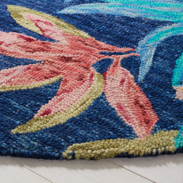Safavieh Aspen 7'-0" x 7'-0" Rug in Blue / Pink
