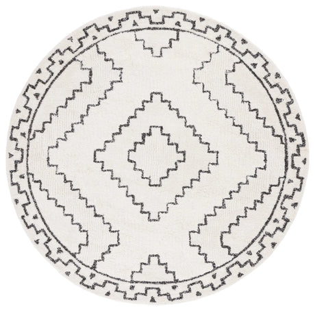 Safavieh Casablanca 6'-0" x 6'-0" Rug in Ivory / Black