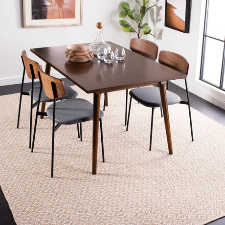 Safavieh Montauk 10'-0" x 14'-0" Rug in Ivory / Beige
