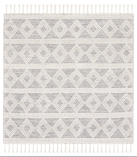Safavieh Natura 6'-0" x 6'-0" Rug in Ivory / Black