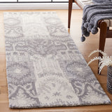 Safavieh Ikat 2'-3" x 8'-0" Rug in Grey / Ivory