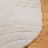 Safavieh Southampton 4'-0" x 6'-0" Rug in Ivory