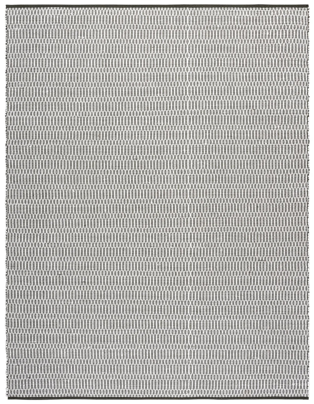 Safavieh Montauk 8'-0" x 10'-0" Rug in Ivory / Dark Green