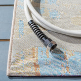 Safavieh Summer 4'-0" x 6'-0" Rug in Blue / Beige