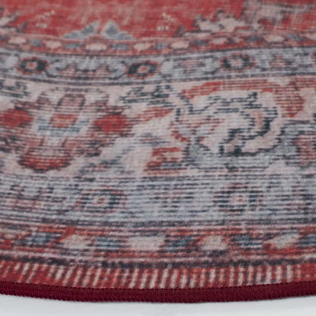 Safavieh Tucson 6'-0" x 6'-0" Rug in Red / Beige