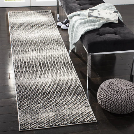 Safavieh Lurex 100 2'-0" x 8'-0" Rug in Black / Ivory