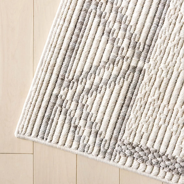 Safavieh Martha Stewart Serenity 4'-0" x 6'-0" Rug in Ivory / Grey