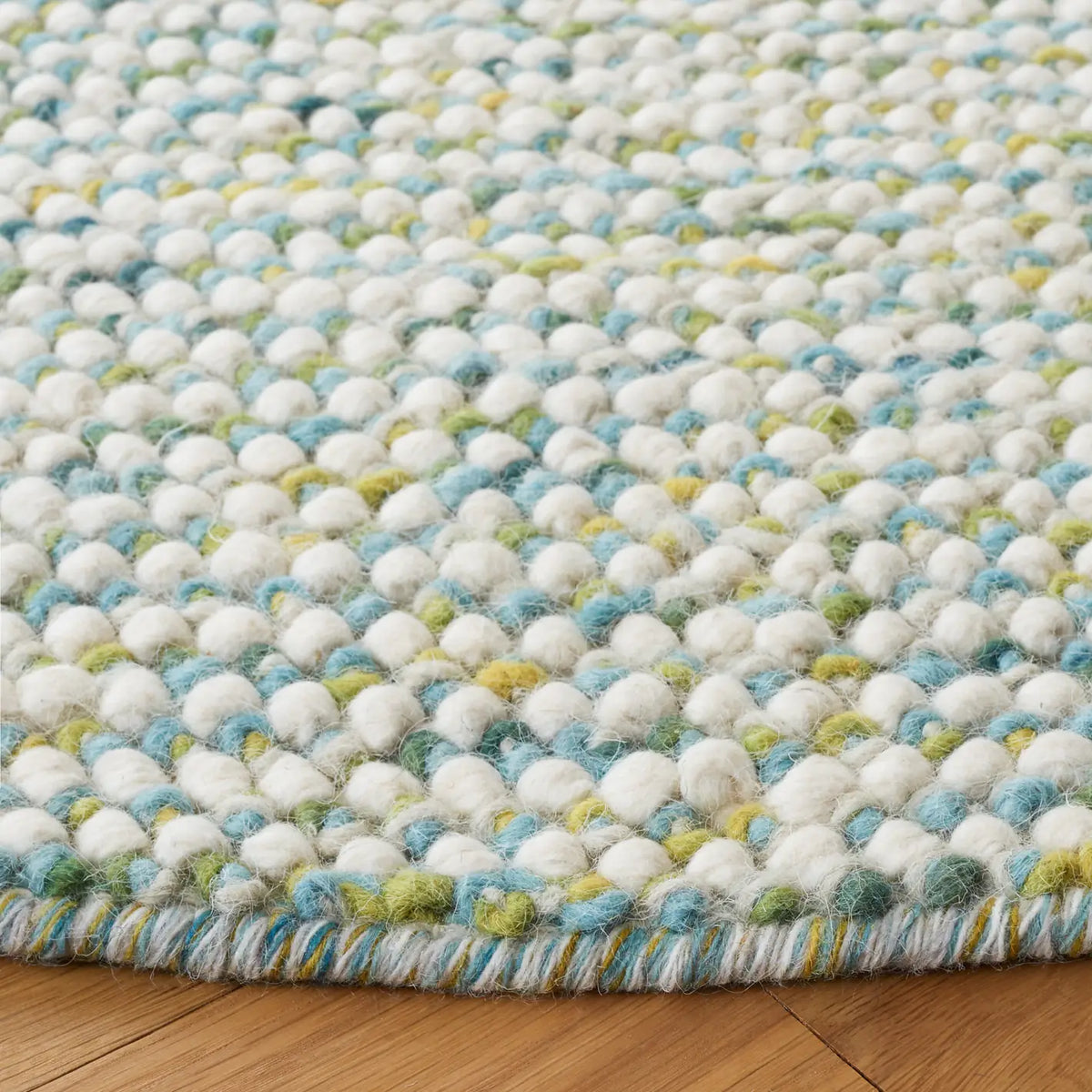 Safavieh Vermont 6'-0" x 6'-0" Rug in Ivory / Blue