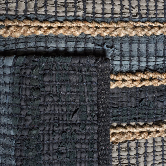 Safavieh Vintage Leather 2'-0" x 3'-0" Rug in Black / Natural