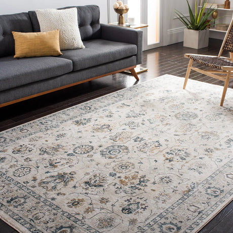 Safavieh Dream 4'-0" x 6'-0" Rug in Ivory / Light Beige