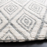 Safavieh Marbella 6'-0" x 6'-0" Rug in Dark Grey / Ivory