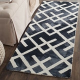 Safavieh Dip Dye 2'-3" x 6'-0" Rug in Graphite / Ivory