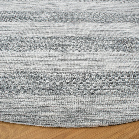 Safavieh Classic Vintage 6'-0" x 6'-0" Rug in Grey