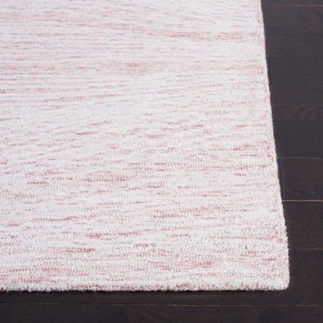 Safavieh Metro 4'-0" x 6'-0" Rug in Pink / Ivory