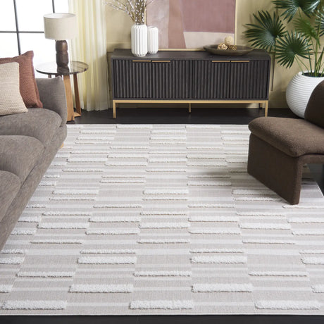 Safavieh Trends 10'-0" x 14'-0" Rug in Beige / Ivory