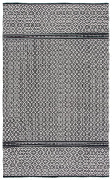 Safavieh Kilim 4'-0" x 6'-0" Rug in Black / Ivory
