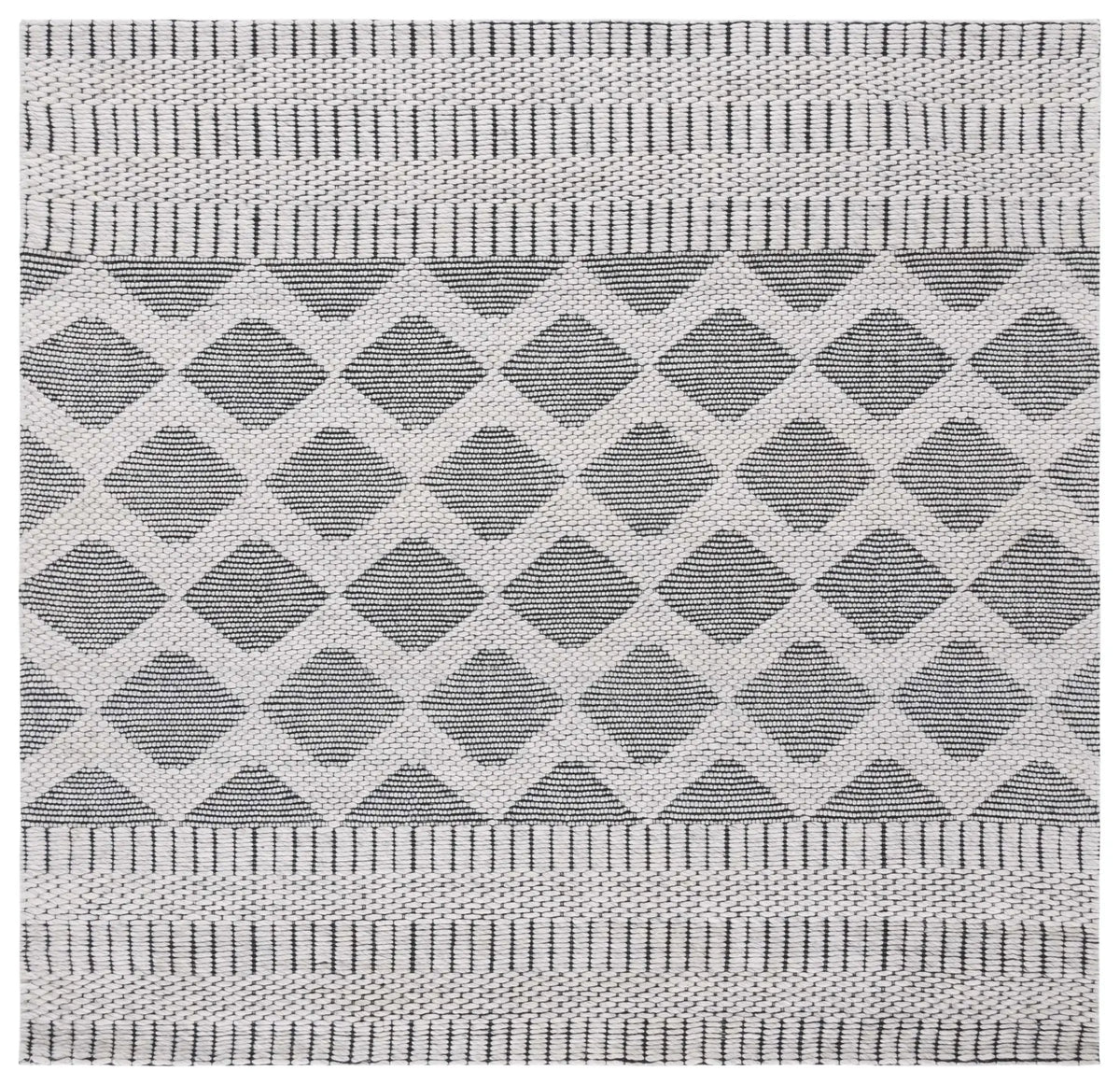 Safavieh Vermont 6'-0" x 6'-0" Rug in Grey / Ivory