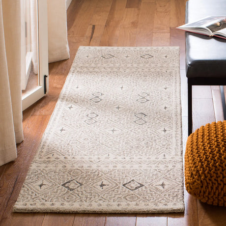 Safavieh Micro-Loop 2'-3" x 11'-0" Rug in Grey / Ivory