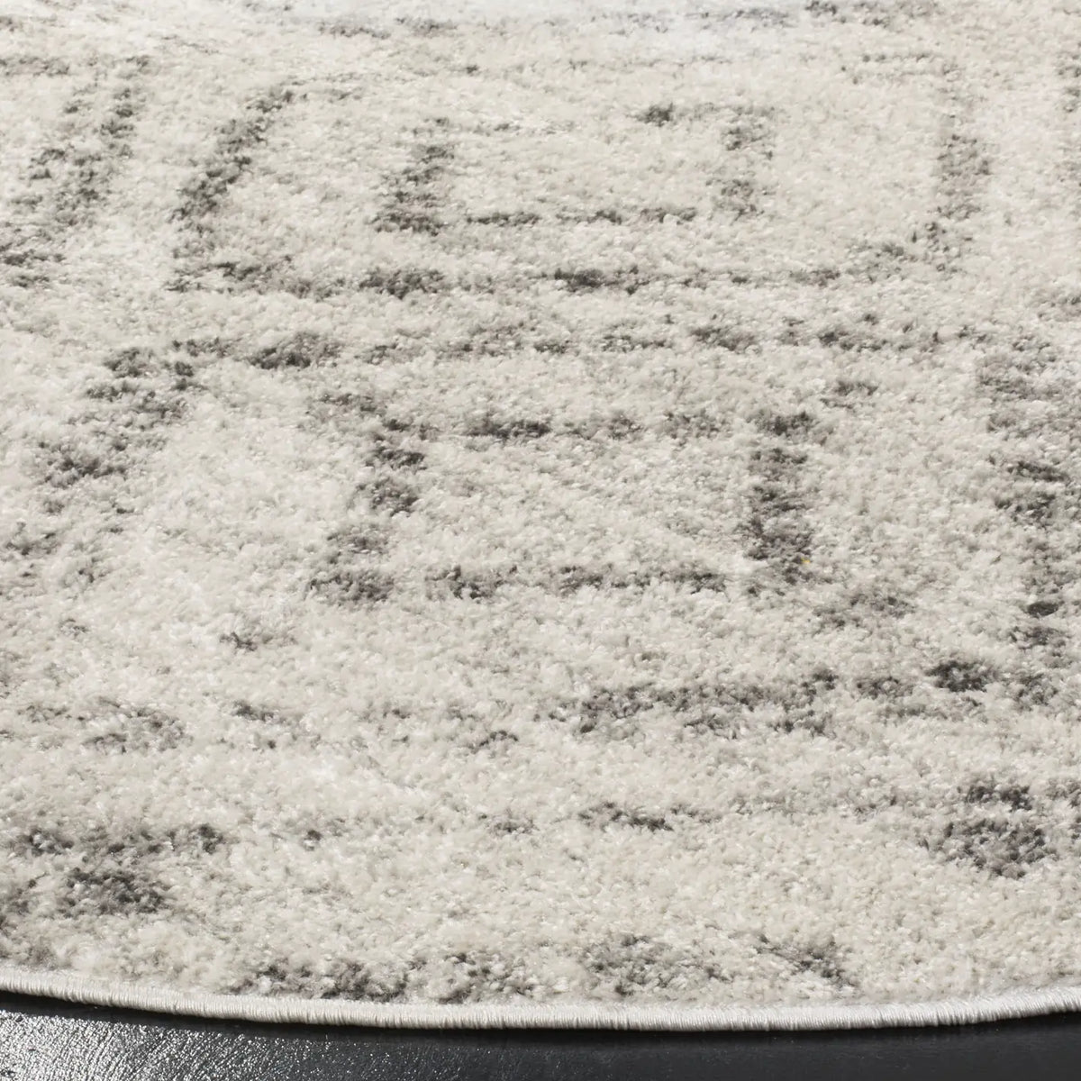 Safavieh Adirondack 5'-0" x 5'-0" Rug in Light Grey / Grey