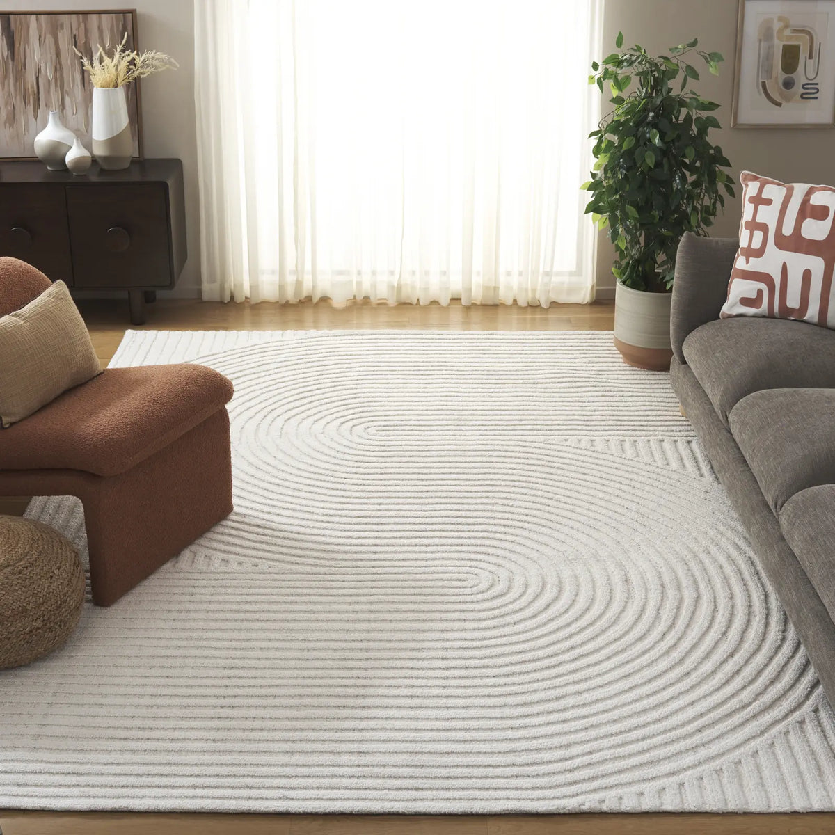Safavieh Southampton 10'-0" x 14'-0" Rug in Ivory