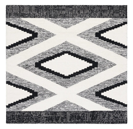 Safavieh Casablanca 6'-0" x 6'-0" Rug in Ivory / Black