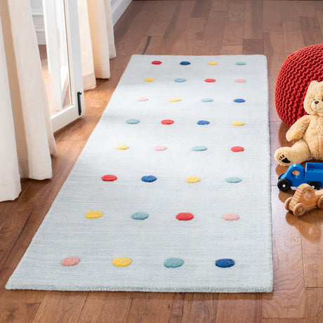 Safavieh Safavieh Kids 2'-6" x 8'-0" Rug in Grey