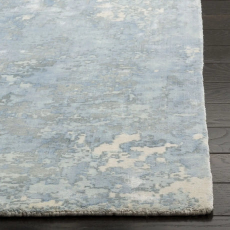 Safavieh Mirage 4'-0" x 6'-0" Rug in Aqua